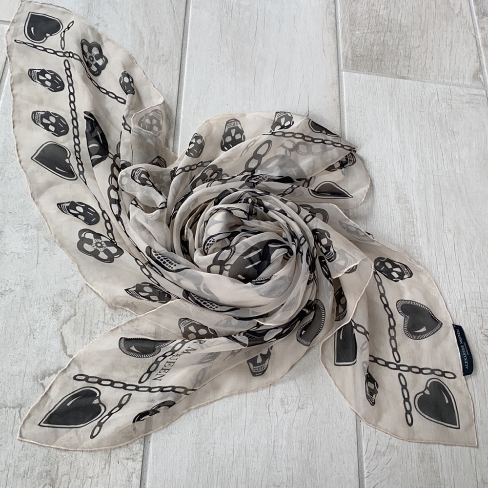 Alexander McQueen Scarf - Picture 6 of 6